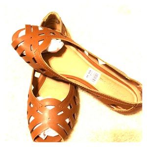 BNWT- American Eagle 7.5 Cailee Open Toe Flat